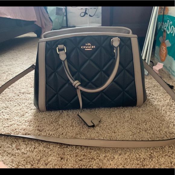 Coach - Picture 1 of 2